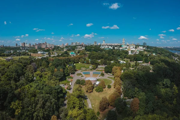 Kiev Kyiv Deki Sonsuz Alev Bahçelerin Arka Planında Sıcak Bir — Stok fotoğraf