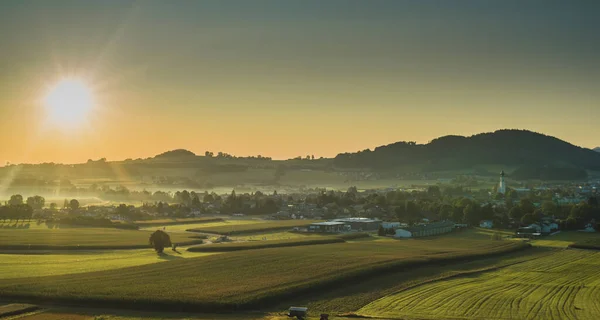 Belo Panorama Matinal Uma Aldeia Cidade Sankt Georgen Attergau Áustria — Fotografia de Stock