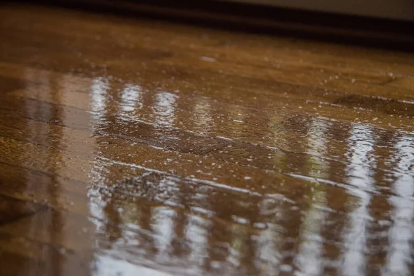 Bad Rough Lacquer Parquet Floor Bad Condition Wooden Floor Wavy — Stock Photo, Image