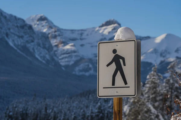 Señal Cruce Peatonal Canadá Tablero Blanco Pictograma Con Paso Peatonal —  Fotos de Stock