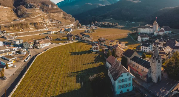 Vacker Utsikt Över Staden Aigle Schweiz Med Synliga Slott Och — Stockfoto