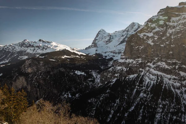 Völgy Lauterbrunnen Nézett Falu Murren Svájcban Egy Napos Téli Napon — Stock Fotó