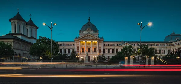 Gece Bükreş Şehir Merkezindeki Biserica Coltei Veya Coltei Kilisesi Yoldan — Stok fotoğraf