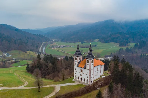 Panorama Frio Final Outono Igreja Saint Volbenk Vale Poljanska Perto — Fotografia de Stock