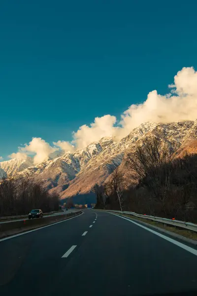 Estrada Para Simplon Passar Itália Subindo Lentamente Para Colinas — Fotografia de Stock