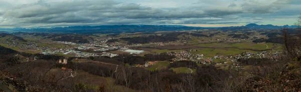 Brett Panorama Över Sentjur Pri Celju Och Närliggande Byar Molnig — Stockfoto