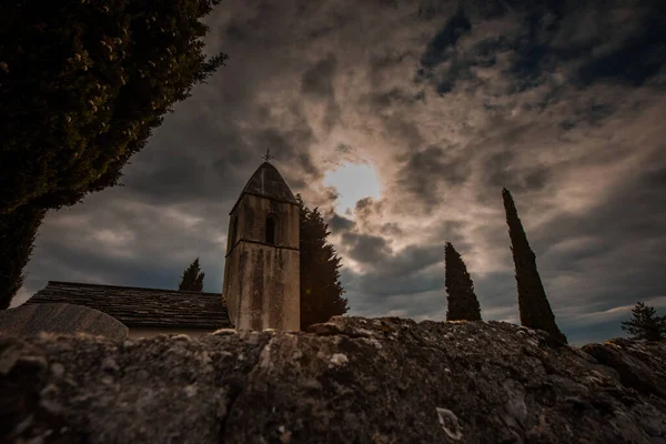 Iglesia San Kvirik Kirik Corazón Costa Eslovena Karst Región Kras —  Fotos de Stock