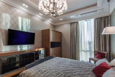 Yatak odasının klasik iç mekanı.