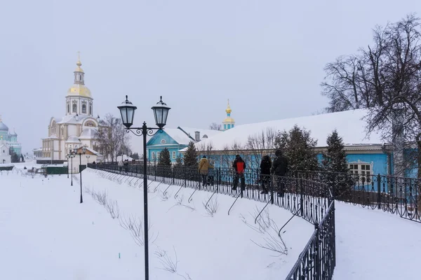 Свято-Троицкий Серафим-Дивеевский монастырь — стоковое фото