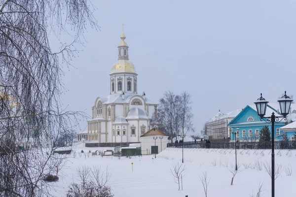 Благовещенский собор Св. Троицко-Дивеевского женского монастыря . — стоковое фото