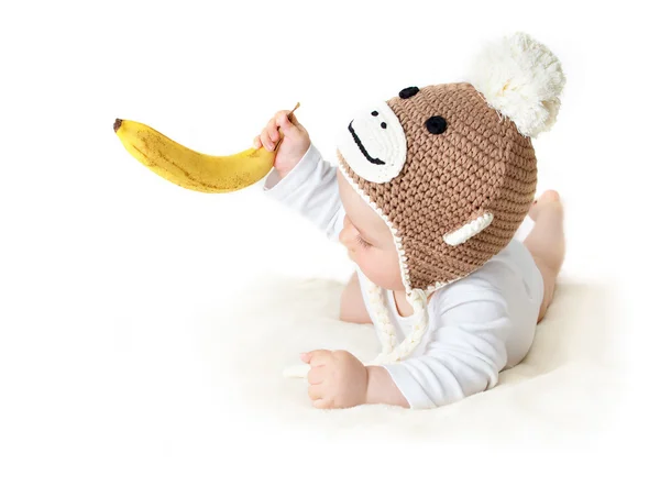 Baba majom kalapban — Stock Fotó