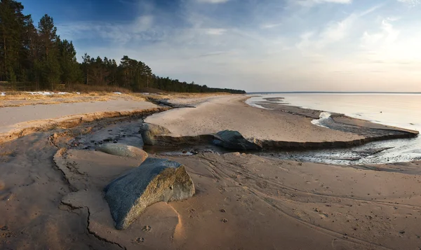 Brook at the sea — Stock Photo, Image