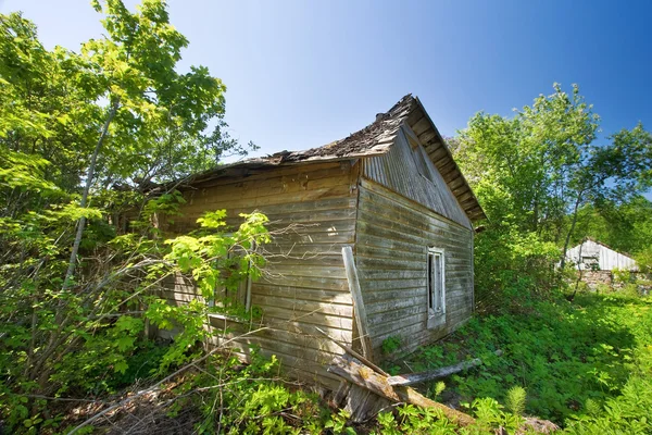 Vervallen huis — Stockfoto