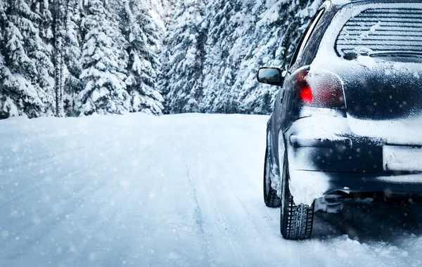 Winterstraße am Morgen — Stockfoto