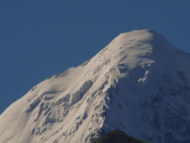 Kurtat-Gebirgsschlucht — Stockvideo