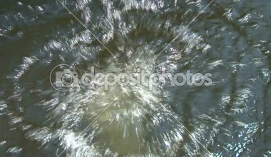 Bir yanılsama - oyun ışık ve su su