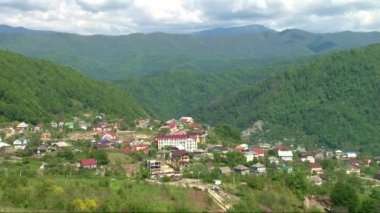 Panoramik manzaralarını sunan Sochi şehir ve çevresi Karadeniz üzerinde merkezi