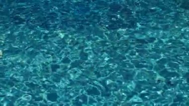 Güneş parlamayı mavi su