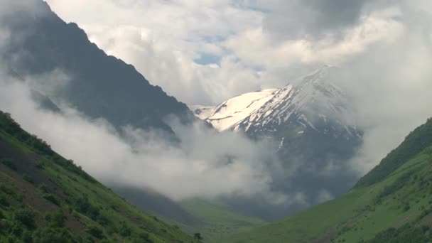 Kurtat Gorge na Ossétia do Norte . — Vídeo de Stock