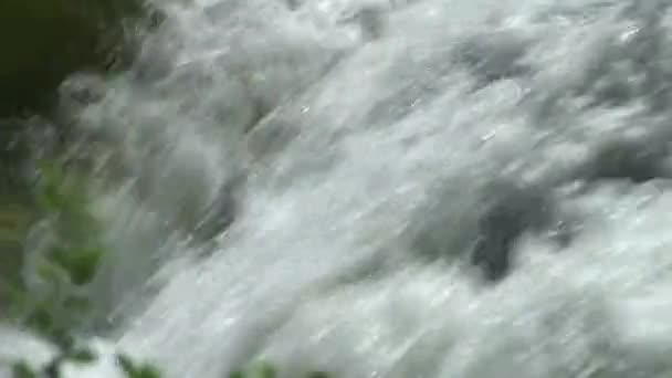 Kurtat Gorge na Ossétia do Norte. Desfiladeiro . — Vídeo de Stock