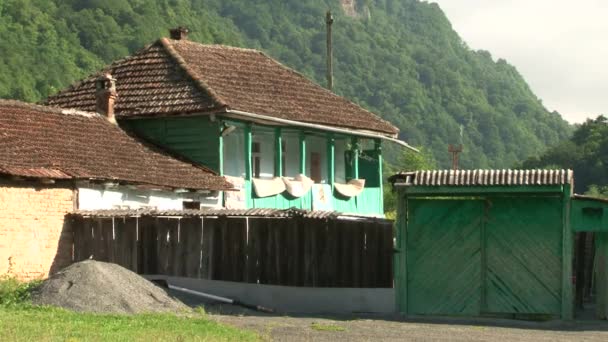 Types et attractions Gorges du Kurtat d'Ossétie du Nord-Alanie, Russie, Caucase . — Video