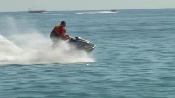 Karadeniz Köyü yaz tatili. Lazarevskoye dağlar. Sochi. — Stok video