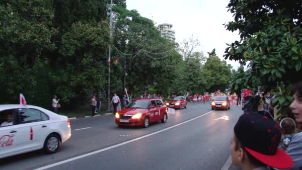 Вечірнього фаер-шоу в місті Сочі, Російська Федерація — стокове відео