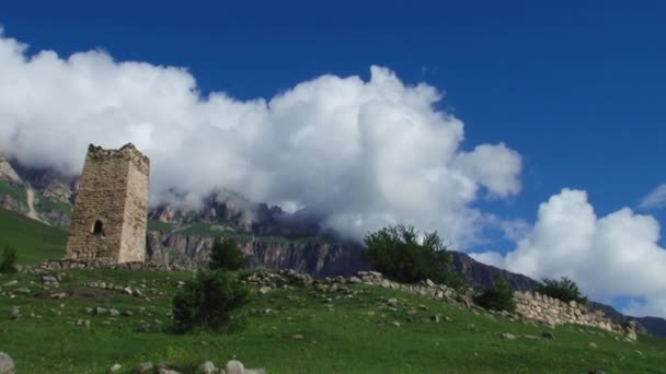 자연 Kurtat 협곡 북쪽 Ossetia, 코 카 서 스, 러시아. — 비디오