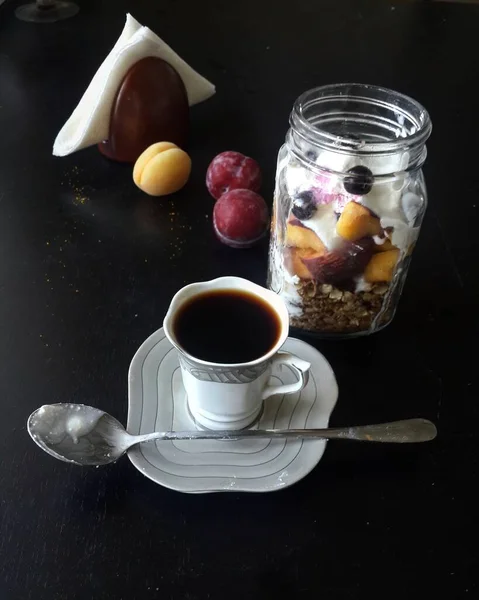 Een Kopje Frisse Aromatische Ochtendkoffie Voor Een Vrolijk Begin Van — Stockfoto