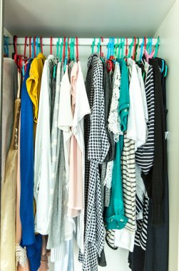 Gardırop kadın ve erkek lüks değil