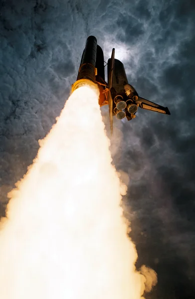 Spaceshatle 打ち上げロケット分離 — ストック写真