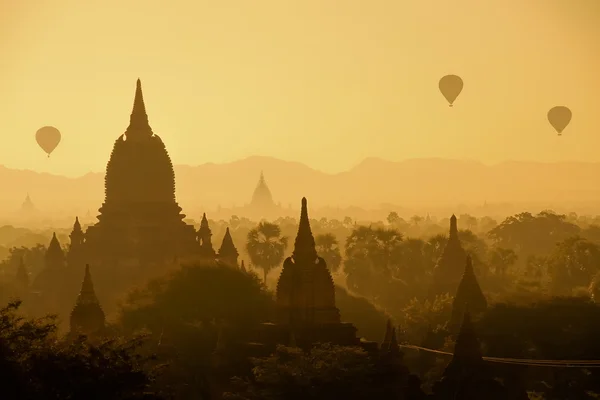 Bagan pagody w myanmar. — Zdjęcie stockowe