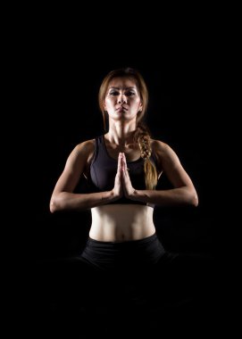 Yoga Çalışan Genç Kadın.