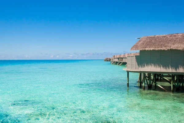 Hermoso paisaje de playa en Maldivas . — Foto de Stock