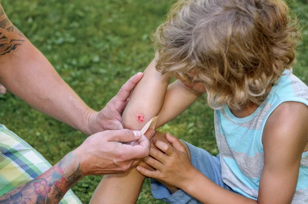 Intonaco di messa a taglio — Foto Stock