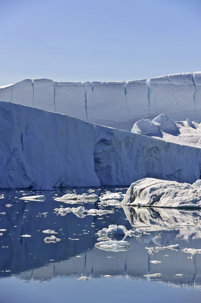 Grandes icebergues — Fotografia de Stock