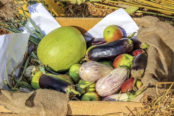 Sepetteki sebzeler ve meyveler