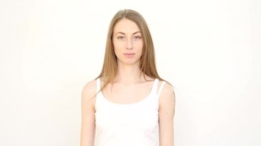 Kız hoş olmayan bir koku geliyor