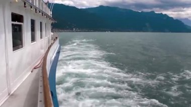 Bir turist tekne görünümünden