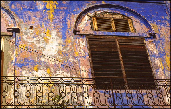 Havana, Küba 'daki eski bina cephesi