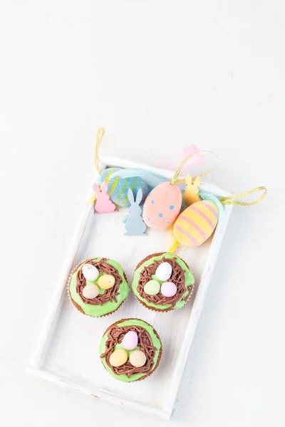 Easter Carrot Cake Muffins Cream Cheese Frosting Chocolate Eggs White — Stock Photo, Image