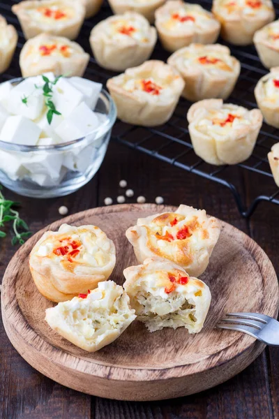Feta Cheese Fried Onion Mini Quiche Muffins Wooden Plate Cooling — Stock Photo, Image