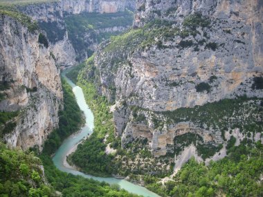 Fransa 'nın güneyindeki Verdon Boğazı' nın güzel manzarası..
