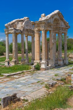 Tetrapylon Harabeleri antik Aphrodisias Türkiye'nin