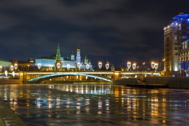 Moskova Nehri ve Kremlin 'de kış manzarası