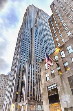 Rockefeller Merkezi renkli resim gibi görünüyor.