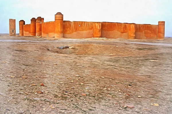 Antigua fortaleza ruinas pintura colorida parece imagen — Foto de Stock