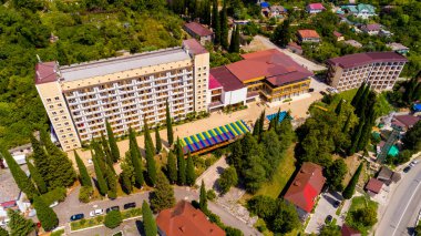 Karadeniz kıyısındaki tatil beldesinde İHA görüntüsü