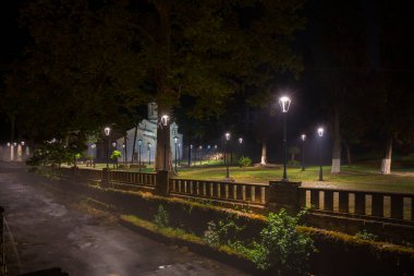 Bizans tarzı eski tapınak dış görünüşü Yeni Athos Abhazya