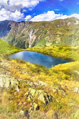 Güneşli bir günde dağ gölü olan güzel bir manzara.